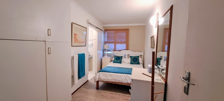 To Let 5 Bedroom Property for Rent in Vermont Western Cape